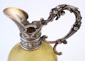 Dekoratív kiöntő, ezüstözött alpakka felső résszel,  fújt üvegtesttel, jelzés nélkül, hibátlan, m:17...