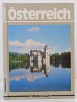 Österreich. Landschaft, Städte, Kultur. Gütersloh, 1985, Prisma Verlag. Kiadói karonált papírkötés, német nyelven. Jó állapotban./ Hardback, in German language.