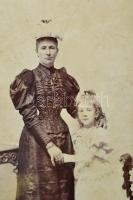 cca 1880-1910 Portrék a múltból, 10 db keményhátú fotó különféle műtermekből (Ellinger, Eller, Esche...