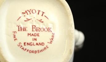 Myott angol vadász témájú porcelán tétel, néhányon csorba, levonó képes, jelzett, hiányos, összesen:...