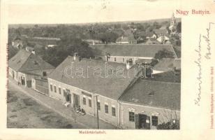 Buttyin, Nagybuttyin, Buteni; Takarék és szövetkezeti üzlet. Deutsch fényképész fölvétele / cooperative shop, street view