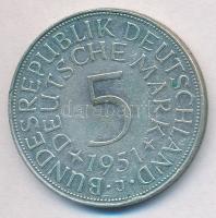 NSZK 1951J 5M Ag T:2
FRG 1951J 5 Mark Ag C:XF