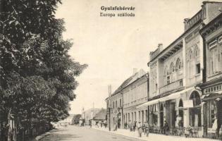 Gyulafehérvár, Alba Iulia; Európa szálloda, Népbank, utcakép, Judovits üzlete / hotel, street view, bank, shop