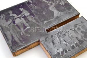 Nyomdai nyomólemez részlete, 3 db, női sportolókat ábrázoló fotóval, fa-fém, 20,5×20,5 cm