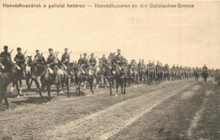 Honvéd huszárok a galíciai határon, hátoldalon héber újévi köszöntő / WWI K.u.K. Hussars on the border of Galicia, Hebrew New Year greeting on the backside