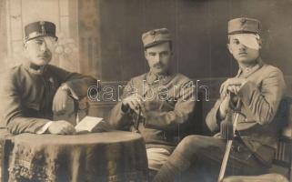 1916 Sérült K.u.K. katonák letakart szemmel / WWI K.u.K. military, injured  soldiers photo (EB)