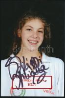 Szilágy Lilána (1996-) kétszeres ifjúsági olimpiai-bajnok úszó aláírása egy őt ábrázoló fotón, 15x10 cm./ autograph signature