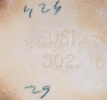 Susi fűszertartó kicsi és nagy dobozok tetővel, néhányon lepattanásokkal, matricás, jelzett, összese...