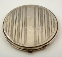 Ezüst ( Ag.) púdertartó, fém betéttel, tükörrel, d:8,5 cm, nettó:40 g