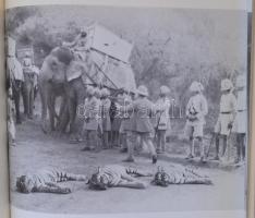 Széchenyi Zsigmond három könyve: 
Denaturált Afrika. Bp., 1968, Szépirodalmi. Kiadói félvászonkötés...