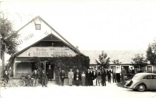 1938 Szentendre, Határcsárda, G. Szabó István kocsmája, automobil, kerékpárok, Foto Hatschek photo (EK)