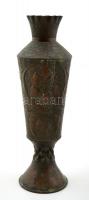 Ágyú hüvelyből készített réz váza, gazdagon díszített, m:29 cm