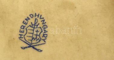 Herendi Viktória mintás tálka, kézzel festett, jelzett, kopásnyomokkal, 12,5×8,5 cm