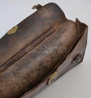 Régi aktatáska, bőr, 41×30×2,5 cm
