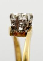 Arany (Au.) 18 K gyűrű brill kővel ( kb 0,5 ct) ezüst foglalatban, jelzett, méret:56, bruttó:3,5 g