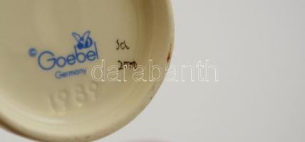 Goebel integető kisfiú, kézzel festett kerámia, jelzett, hibátlan, m:10 cm