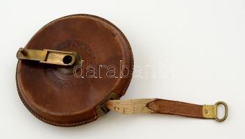 Vászon mérőszalag, bőr tokban, jó állapotban, jelzett, h: 25 m, d: 14 cm