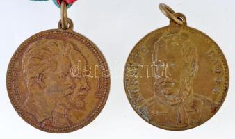 ~1890. "Kossuth Lajos / Dicső korszak lánglelkű alkotoja 1802-1894 - neked élni kell o hon" Br medál füllel (29mm) + 1899. " Petőfi - Bem / Emlék Érem 1899. március 15." Br emlékmedál nemzetiszín szalaggal (29,5mm) T:2,2-