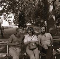 cca 1970 Latinovits Zoltán színész Szegeden, 5 db szabadon felhasználható vintage negatív, 6x6 cm