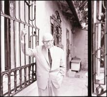 1970. november 14. Passuth László íróról készült felvétel sorozat, Kotnyek Antal (1921-1990) fotórip...