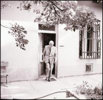 1970. november 14. Passuth László íróról készült felvétel sorozat, Kotnyek Antal (1921-1990) fotórip...