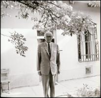 1970. november 14. Passuth László íróról készült felvétel sorozat, Kotnyek Antal (1921-1990) fotórip...