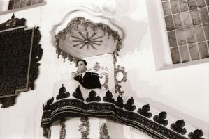 1990. február 14. Tőkés László Kecskeméten, Vincze János fotóriportja, 44 db vintage negatív, 24x36 ...