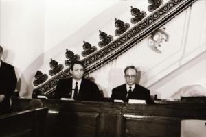 1990. február 14. Tőkés László Kecskeméten, Vincze János fotóriportja, 44 db vintage negatív, 24x36 ...