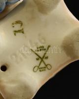 Kanalazó kislány, német figurális porcelán, kézzel festett, jelzett, hibátlan, m: 11 cm