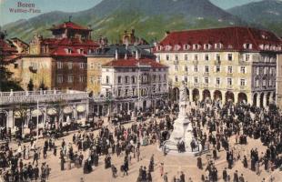 Bolzano, Bozen; Walther Platz / square  (EK)