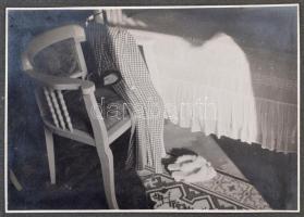 cca 1920 Halács Gertrúd: Reggeli napfény, feliratozott vintage fotóművészeti alkotás, 12x17,5 cm, karton 25x30 cm