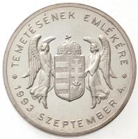 1993. "Kenderes 1993. szeptember 4." Horthy Miklós és feleségének újratemetése emlékére Ag...