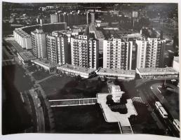 cca 1978 Gebhardt György (1910-1993) nagyméretű, budapesti városképei, 4 db vintage fotó, három feli...