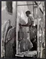 cca 1968 Darkó István 3 db vintage fotóművészeti alkotása, kettő feliratozott, 40x30 cm