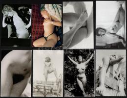 cca 1976 Szolidan erotikus fényképek tétele, 33 db fénykép, 9x14 cm / 33 erotic photos, 9x14 cm