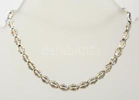 Ezüst(Ag) áttört, mintás szemű karkötő, jelzett, h: 20 cm, nettó: 2,5 g / Silver bracelet 20 cm, 2,5 g