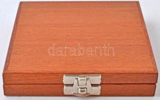 1992. "Junior Szabad és Kötöttfogású Európa Bajnokság" aranyozott fém emlékérem, fa díszto...