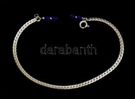 Ezüst(Ag) kígyó karkötő kék gyönggyel díszítve, jelzett, h: 18,5 cm, bruttó: 4,6 g