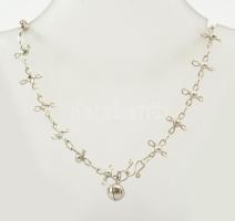 Ezüst(Ag) keresztszemes bokalánc, apró csörgővel, jelzett, h: 24,5 cm, nettó: 7,3 g