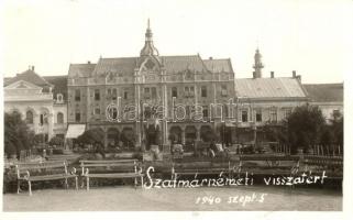 1940 Szatmárnémeti, Satu Mare; Pannónia szálló, automobilok, bevonulás / hotel, automobiles, entry of the Hungarian troops So. Stpl., photo (fa)