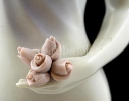 Hollóházi kalapos hölgy, kézzel festett, jelzett, hibátlan, m:41 cm