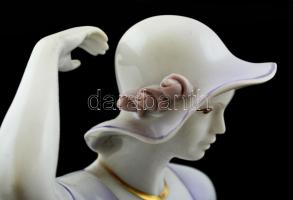 Hollóházi kalapos hölgy, kézzel festett, jelzett, hibátlan, m:41 cm