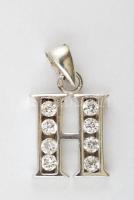 Ezüst(Ag) "H" apró kövekkel kirakott függő, jelzett, 2,5x1,3 cm, bruttó: 3,3 g