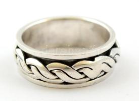 Ezüst(Ag) önmagában forgó gyűrű, jelzett, méret: 63, bruttó: 8,1 g