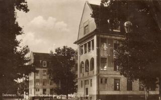 12 db RÉGI történelmi magyar városképes és motívumlap, vegyes minőség / 12 pre-1945 historical Hungarian town-view postcards and motive cards, mixed quality