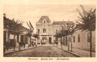 Komárom, Komarno; Baross utca magyar zászlóval / street view with Hungarian flag