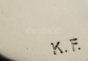 Ezüst (Ag.) szelence "K. F." monogrammal, jelzett, d: 3,5 cm, nettó 25 g