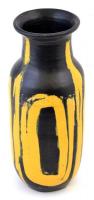 Gorka Lívia (1925-2011): Fekete-sárga csíkos váza, festett, mázas kerámia, jelzett, hibátlan, m:27 cm