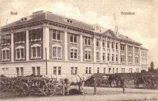 Arad, Konviktus lovas szekerekkel / boarding school with horse carriages  (EK)