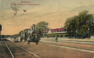 Komárom, Komarno; Személy pályaudvar, vasútállomás gőzmozdonnyal / railway station, locomotive